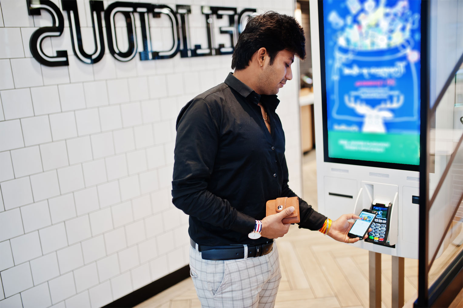 Self-ordering kiosk system for restaurants and fast-food businesses